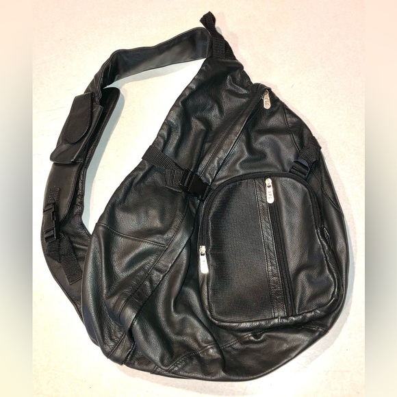 Amerileather Handbags - Amerileather APC Black Leather Sling Bag